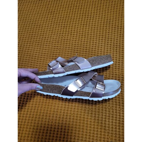 Birkenstock Women’s Size 38 245 Yao Balance Rose Gold Buckle Detail Slides GUC - Picture 4 of 6